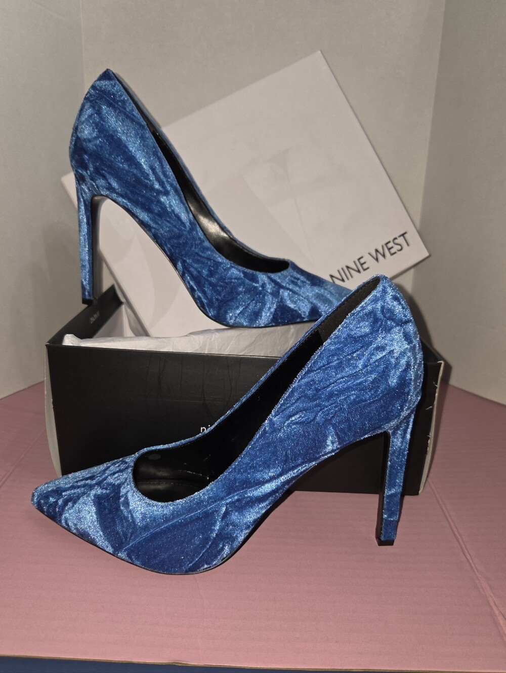 Nine West Cobalt Blue Velvet Pointed Pumps Size 7